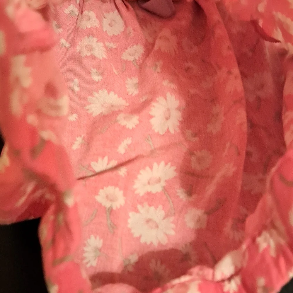 Childrens Place Girls Pink Floral Ruffle Top and Shorts Set, good preloved